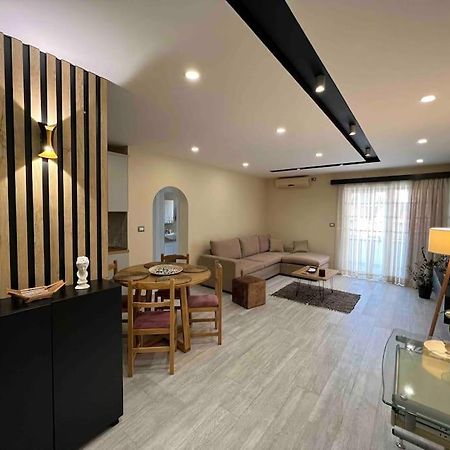 Great Apartament Near Lake & Blloku Area Tirana Exterior foto